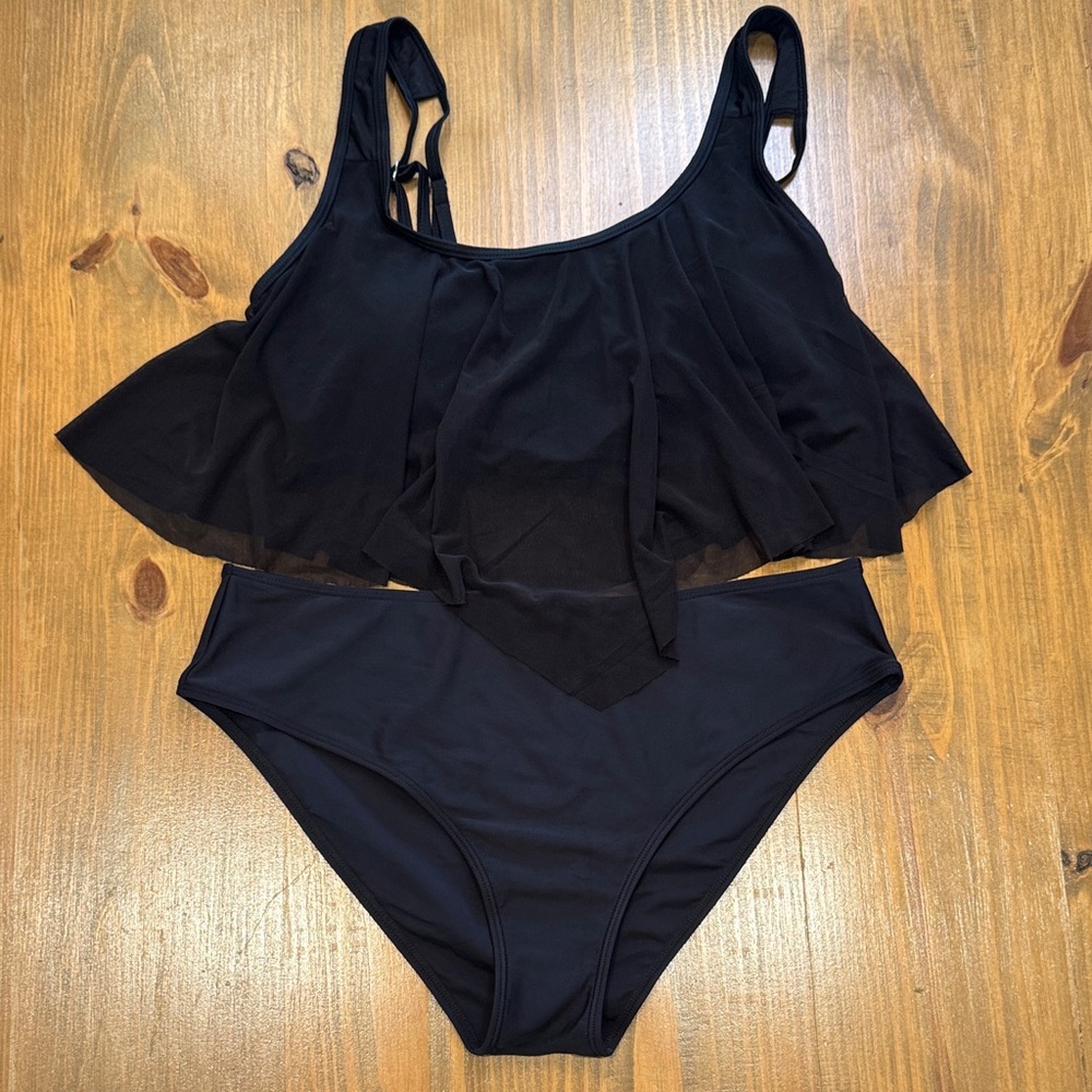 Black flowy top & high waisted hollow high waist bikini bottoms swimwear NWOT